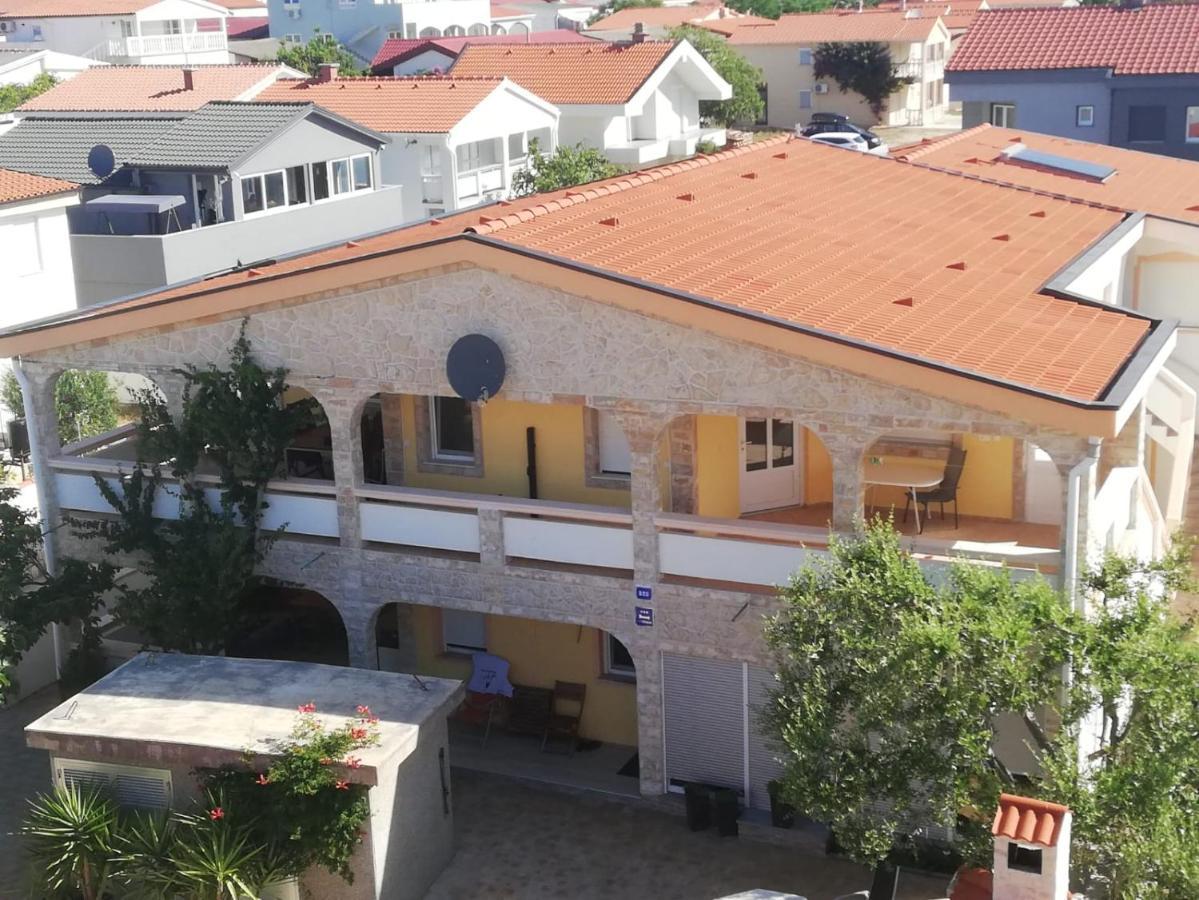 Apartements Delfin Вир Екстериор снимка