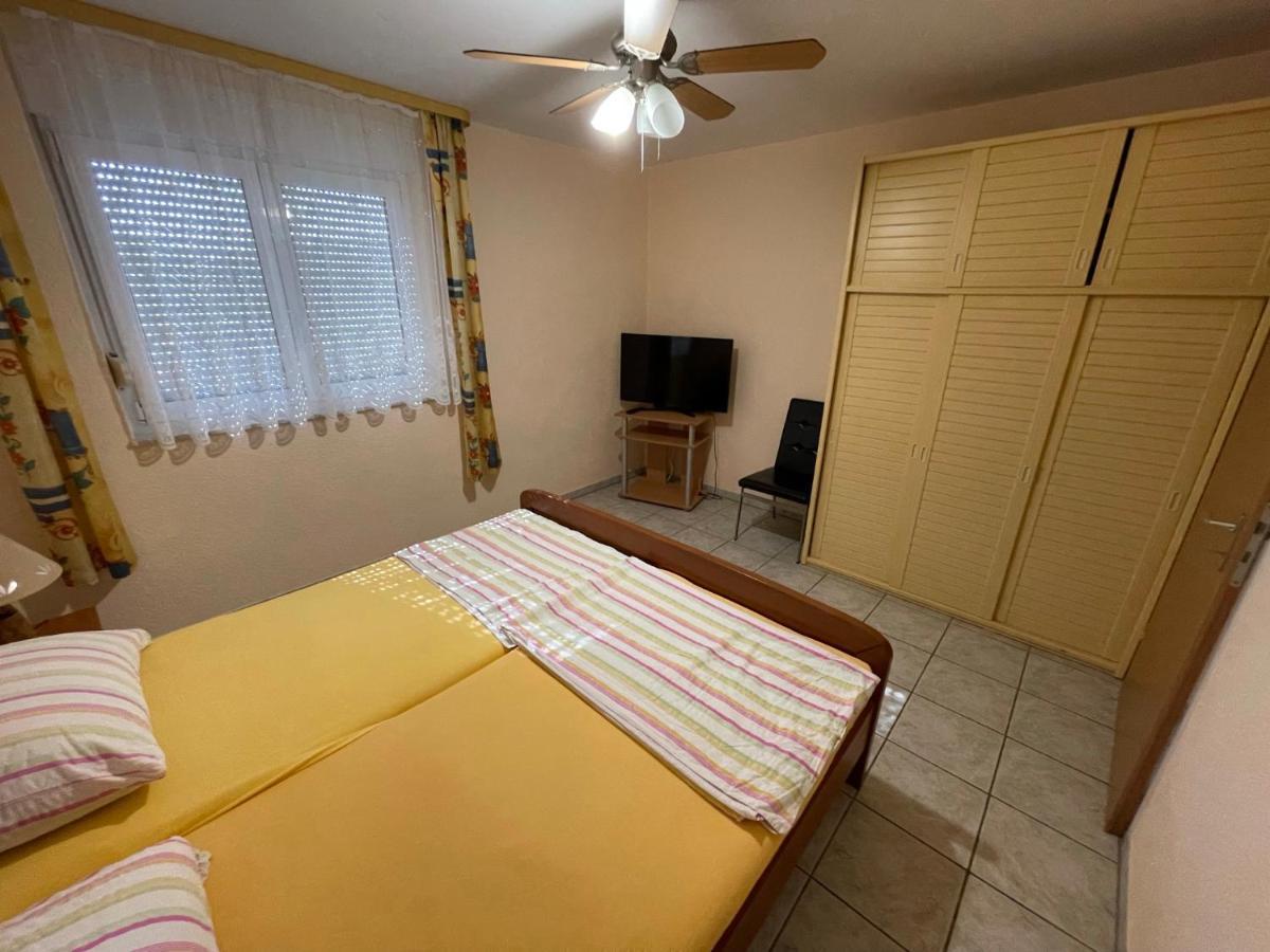 Apartements Delfin Вир Екстериор снимка