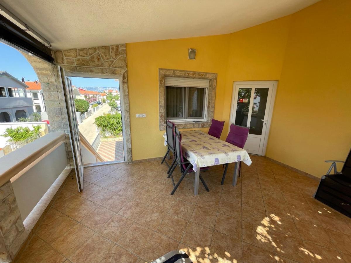 Apartements Delfin Вир Екстериор снимка