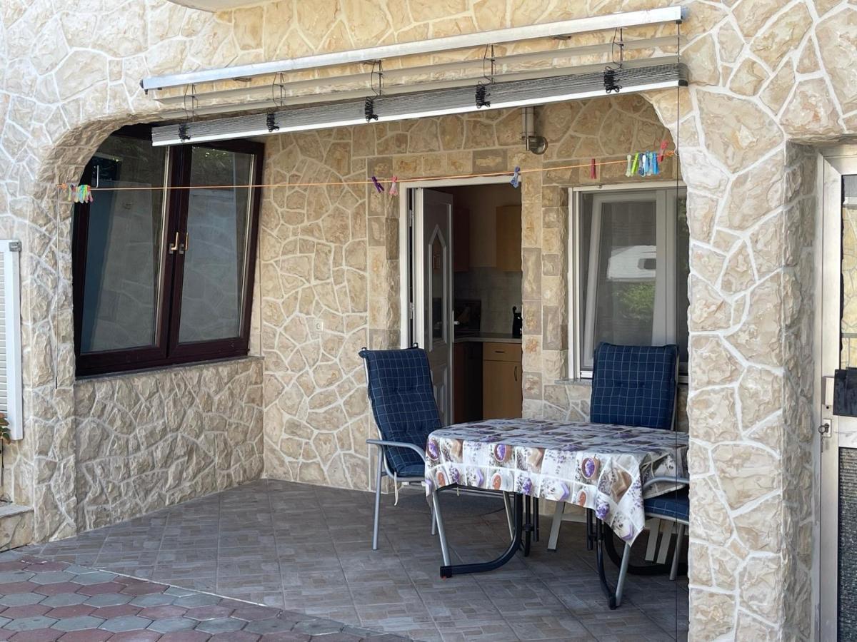 Apartements Delfin Вир Екстериор снимка