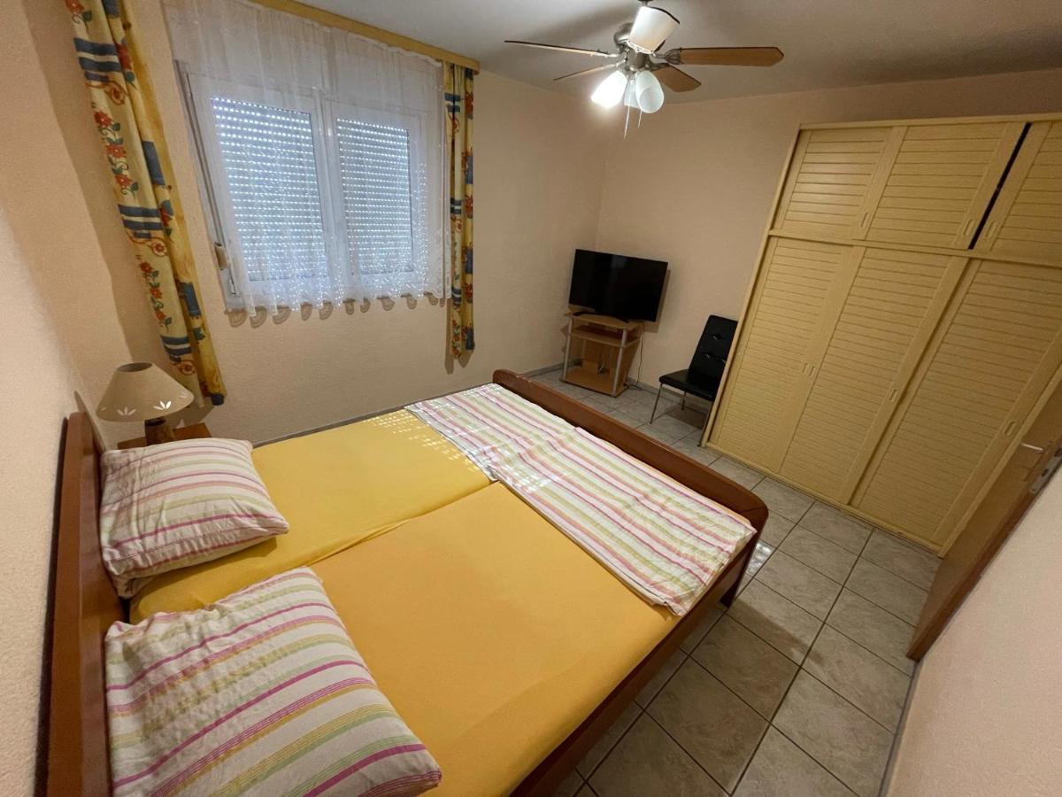 Apartements Delfin Вир Екстериор снимка