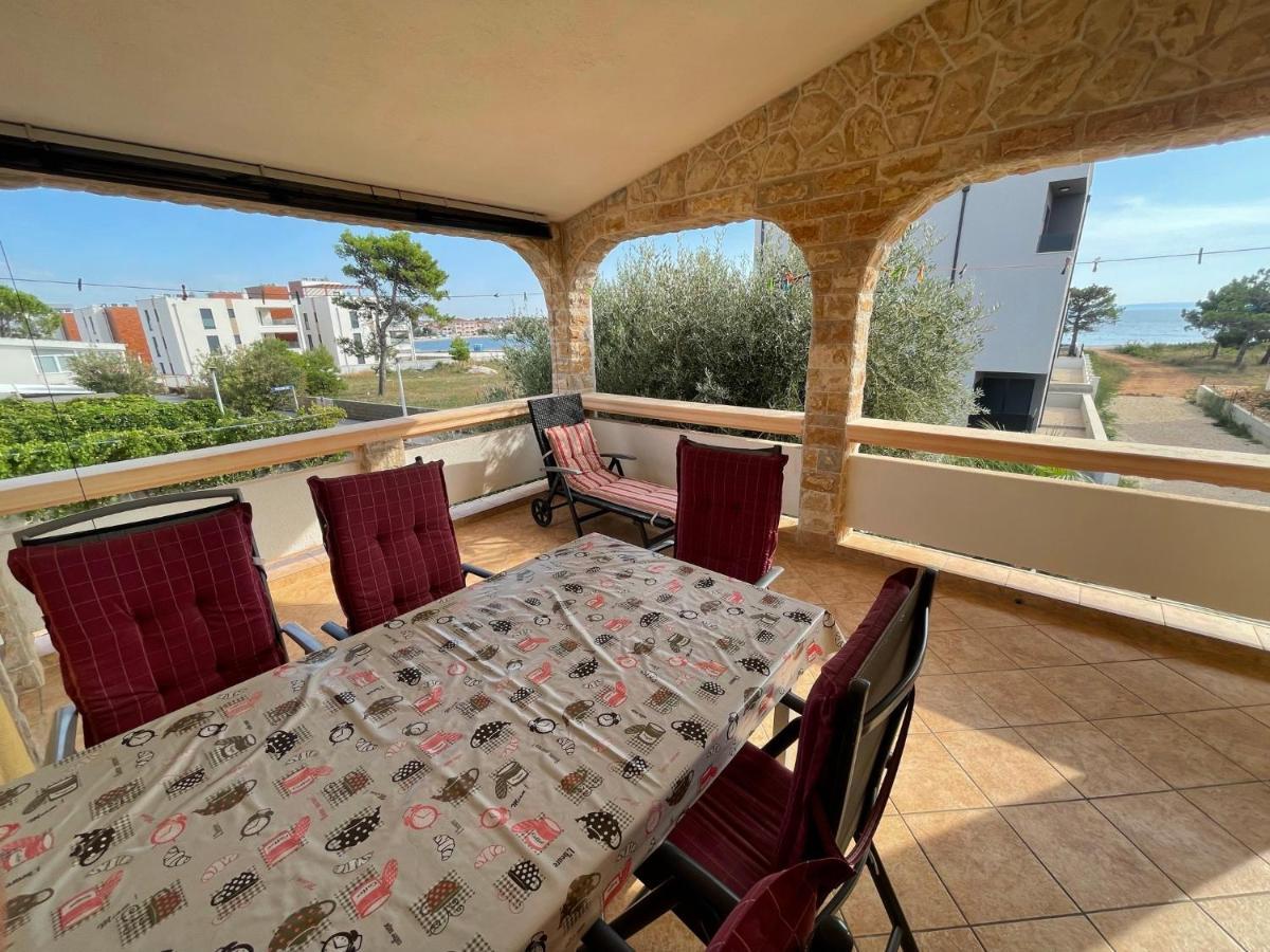 Apartements Delfin Вир Екстериор снимка
