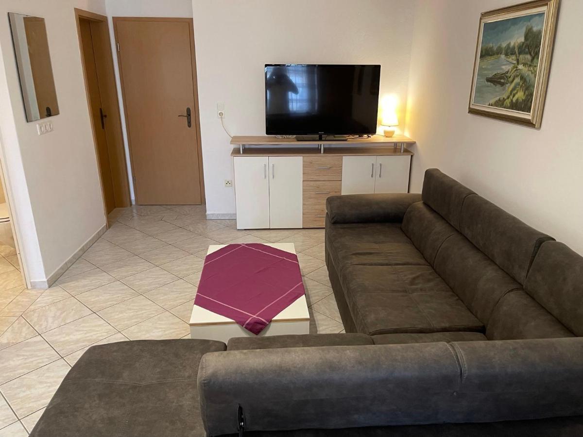Apartements Delfin Вир Екстериор снимка
