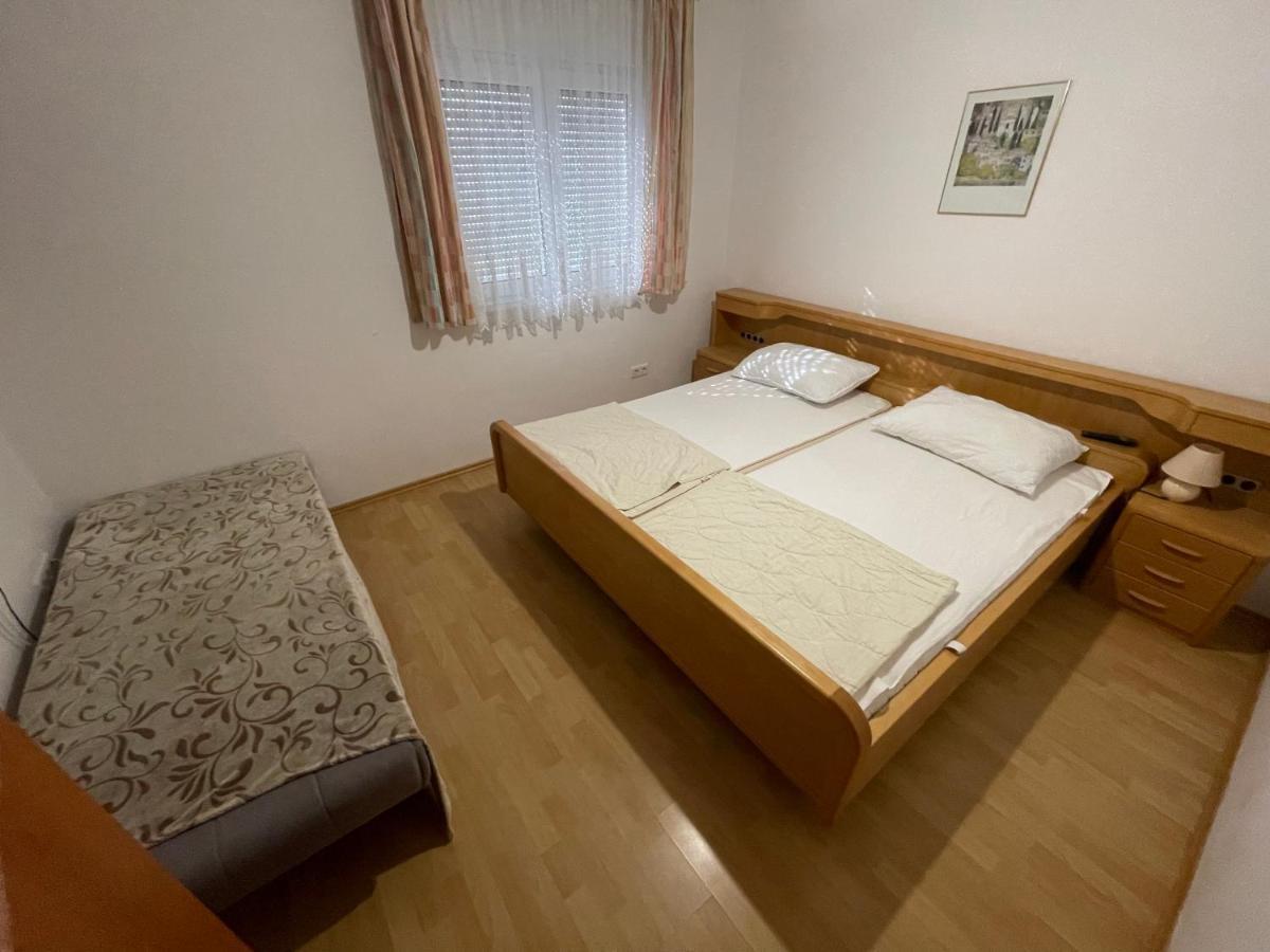 Apartements Delfin Вир Екстериор снимка